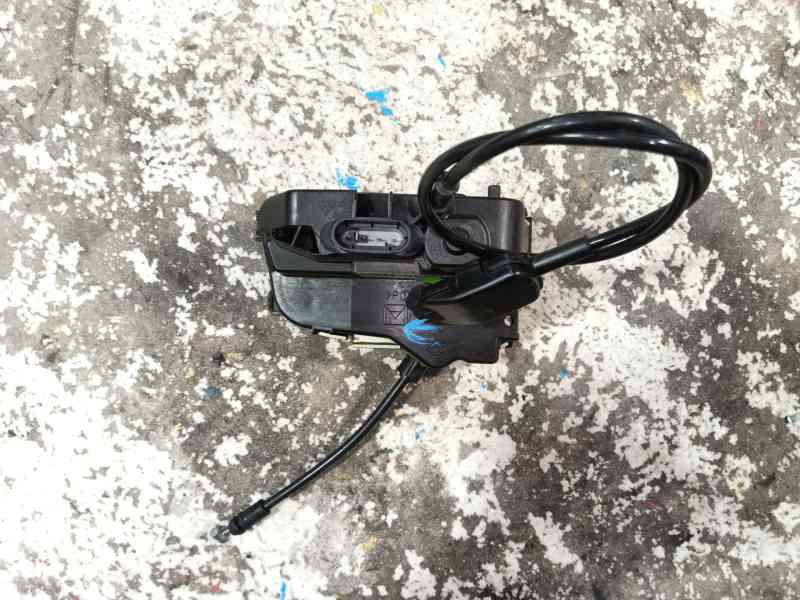 Recambio de cerradura puerta trasera derecha para nissan primera (p12) 1.9 dci referencia OEM IAM 82500AV60B  