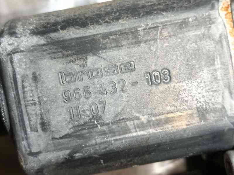 Recambio de elevalunas delantero derecho para opel insignia a (g09) 2.0 cdti (68) referencia OEM IAM 20952751  