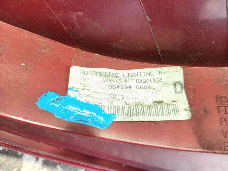 Recambio de piloto trasero derecho para peugeot 407 sw (6e_, 6d_) 2.0 hdi 135 referencia OEM IAM   