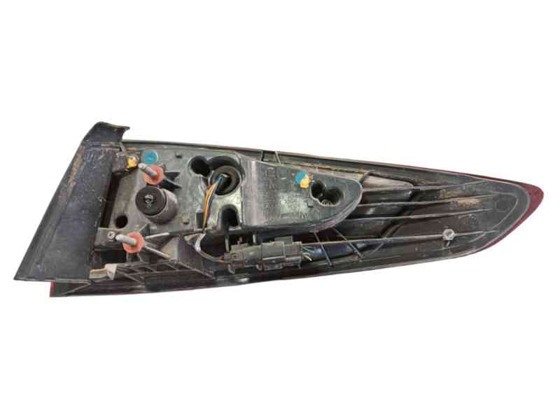Recambio de piloto trasero izquierdo para ford mondeo v sedán (cd) 2.0 hybrid referencia OEM IAM  21030107 DS7313405DK