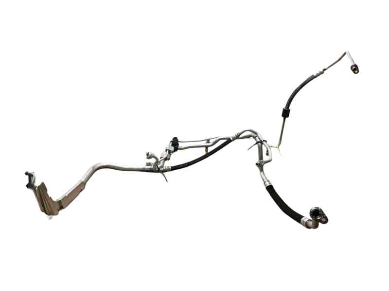 Recambio de tubos aire acondicionado para audi a3 sportback (8ya, 8yf) 35 tdi referencia OEM IAM 5WA816721H / 5Q0820741C  