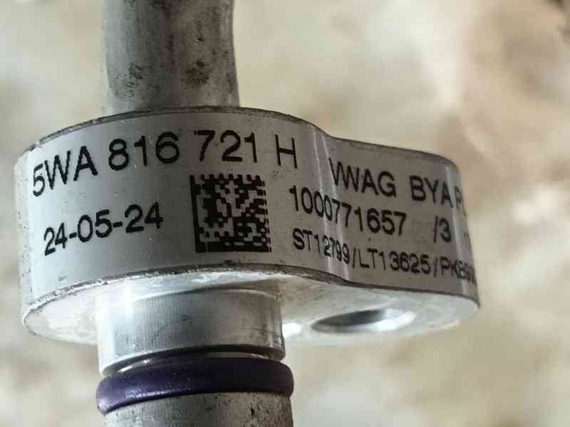 Recambio de tubos aire acondicionado para audi a3 sportback (8ya, 8yf) 35 tdi referencia OEM IAM 5WA816721H / 5Q0820741C  