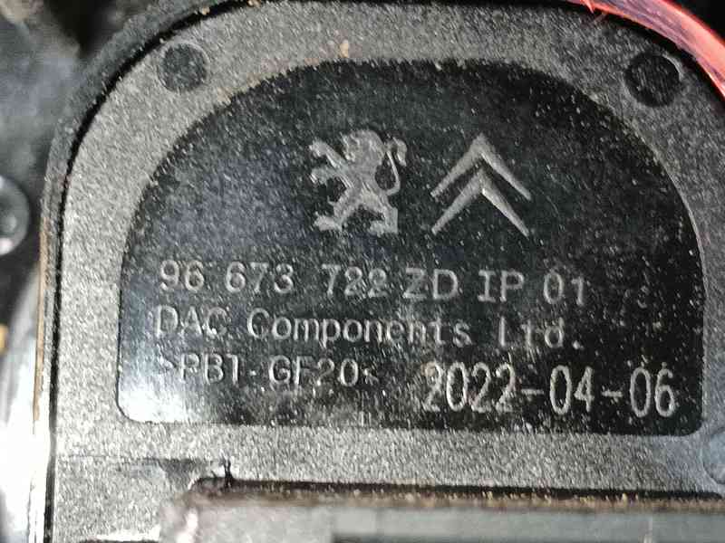 Recambio de mando elevalunas delantero izquierdo para opel combo furgoneta/monovolumen (k9) 1.5 d referencia OEM IAM   