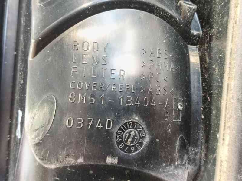 Recambio de piloto trasero derecho para ford focus ii (da_, hcp, dp) 1.6 tdci referencia OEM IAM 1528770 / 1520757 8M5113404A 