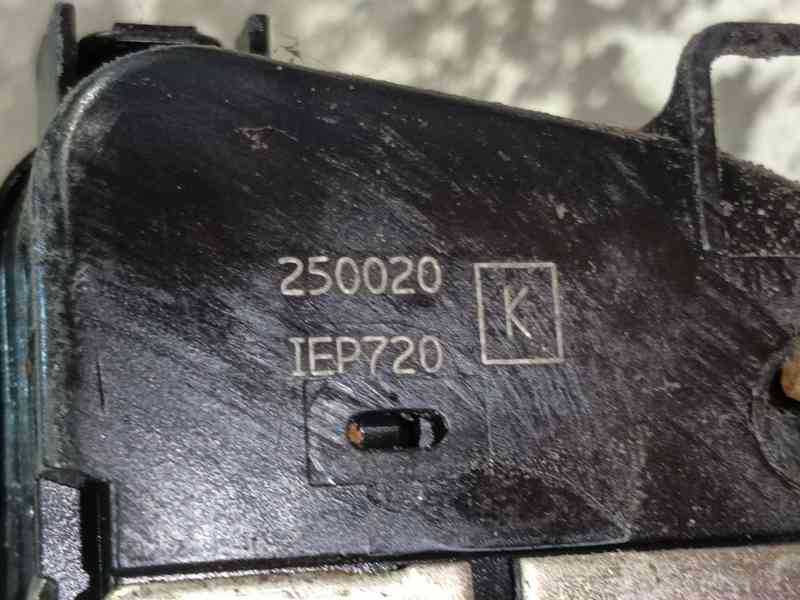 Recambio de cerradura puerta trasera derecha para nissan primera (p12) 1.9 dci referencia OEM IAM 82500AV60B 250020IEP720 