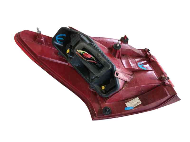Recambio de piloto trasero derecho para peugeot 407 sw (6e_, 6d_) 2.0 hdi 135 referencia OEM IAM  25610202 9641948680