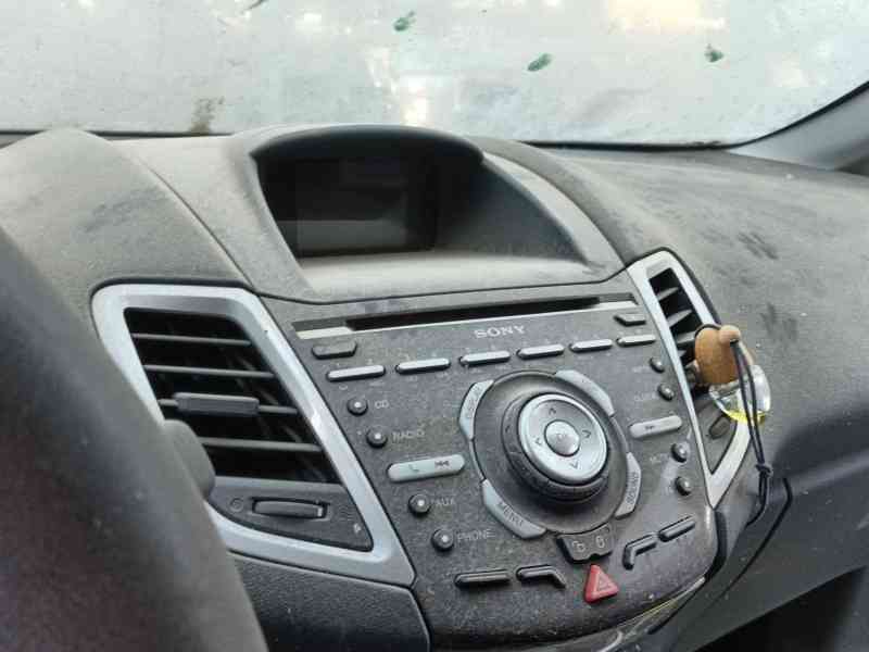 Recambio de sistema audio / radio cd para ford fiesta vi (cb1, ccn) 1.6 ti referencia OEM IAM   