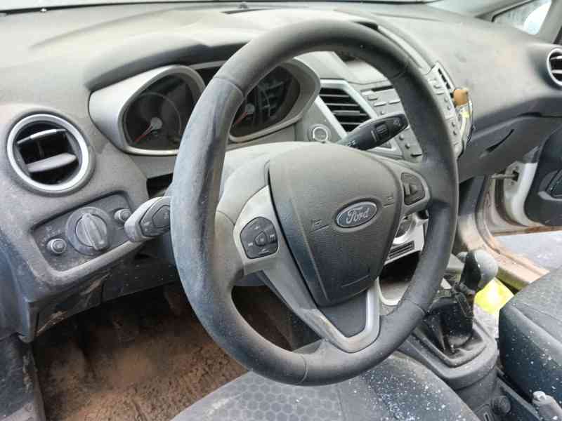 Recambio de volante para ford fiesta vi (cb1, ccn) 1.6 ti referencia OEM IAM   