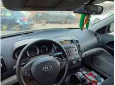 Recambio de airbag delantero derecho para kia cee´d hatchback (ed) 1.6 crdi 90 referencia OEM IAM 845301H000  