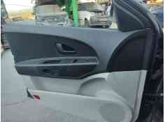 Recambio de guarnecido puerta delantera izquierda para kia cee´d hatchback (ed) 1.6 crdi 90 referencia OEM IAM   