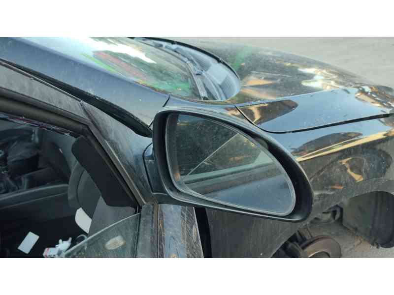 Recambio de espejo retrovisor derecho para kia cee´d hatchback (ed) 1.6 crdi 90 referencia OEM IAM 876201H100CA / 876201H150  