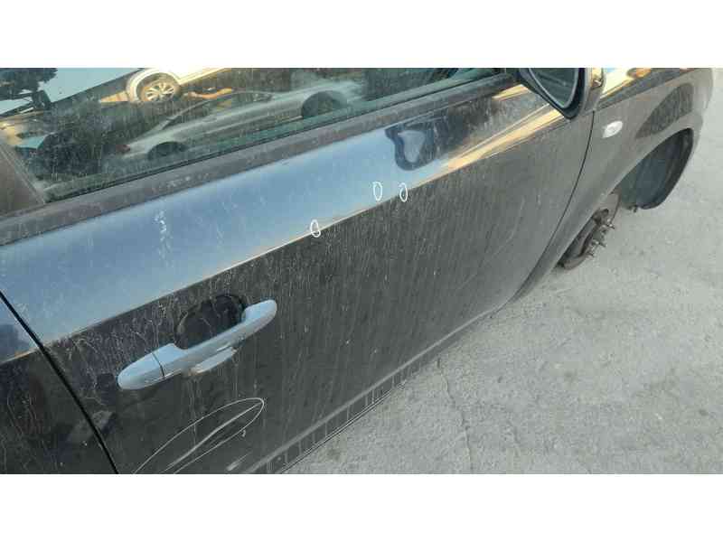 Recambio de puerta delantera derecha para kia cee´d hatchback (ed) 1.6 crdi 90 referencia OEM IAM 760041H000  