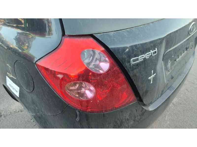 Recambio de piloto trasero izquierdo para kia cee´d hatchback (ed) 1.6 crdi 90 referencia OEM IAM 924011H000  