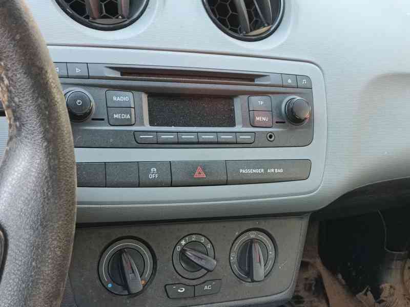 Recambio de sistema audio / radio cd para seat ibiza iv (6j5, 6p1) 1.2 tsi referencia OEM IAM   