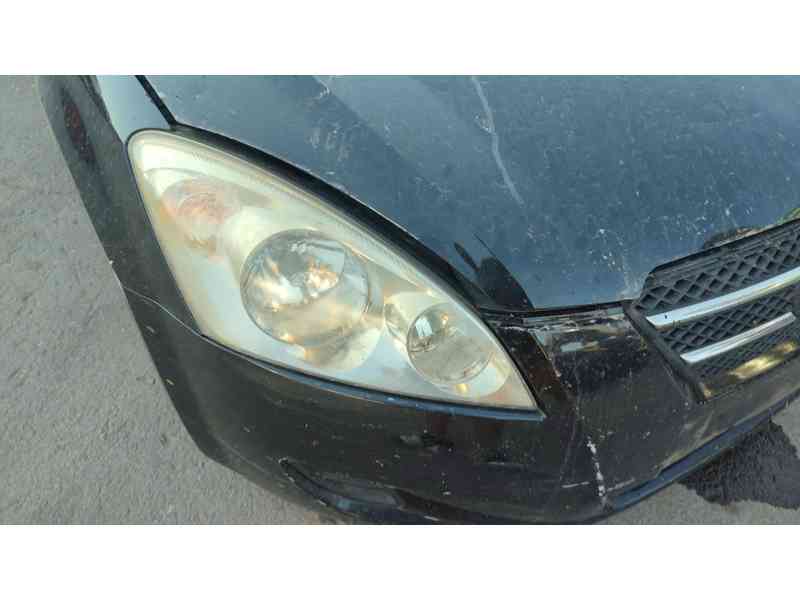 Recambio de faro derecho para kia cee´d hatchback (ed) 1.6 crdi 90 referencia OEM IAM 921021H000  