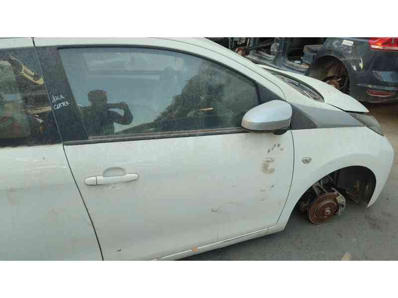 Recambio de puerta delantera derecha para toyota aygo (_b4_) 1.0 (kgb40) referencia OEM IAM   