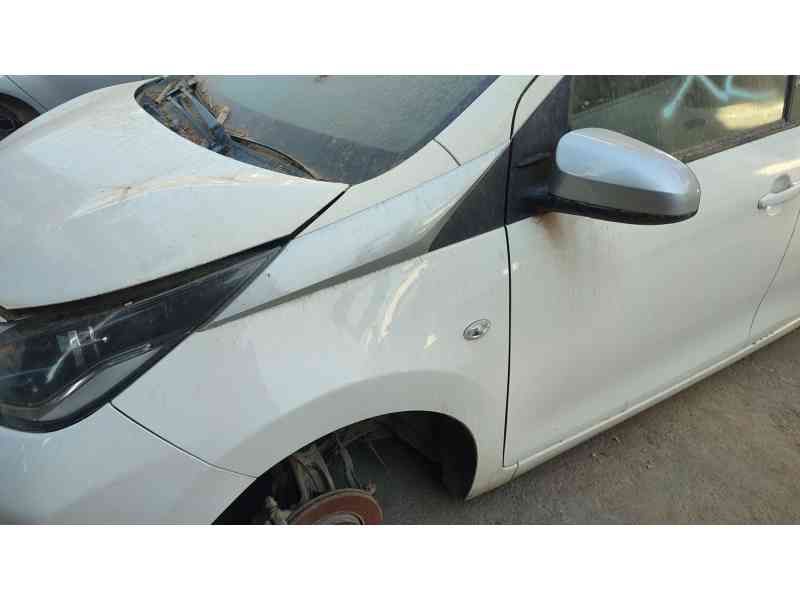 Recambio de aleta delantera izquierda para toyota aygo (_b4_) 1.0 (kgb40) referencia OEM IAM 538120H030  