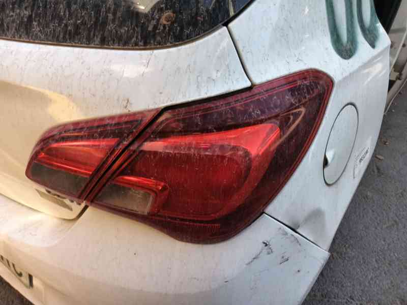 Recambio de piloto trasero derecho para opel corsa e (x15) 1.3 cdti (08, 68) referencia OEM IAM   