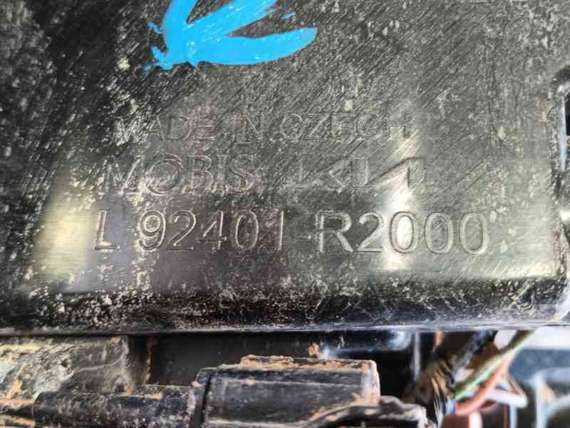 Recambio de piloto trasero izquierdo para kia sportage v (nq5) 1.6 t-gdi referencia OEM IAM  92401R2000 R292462000