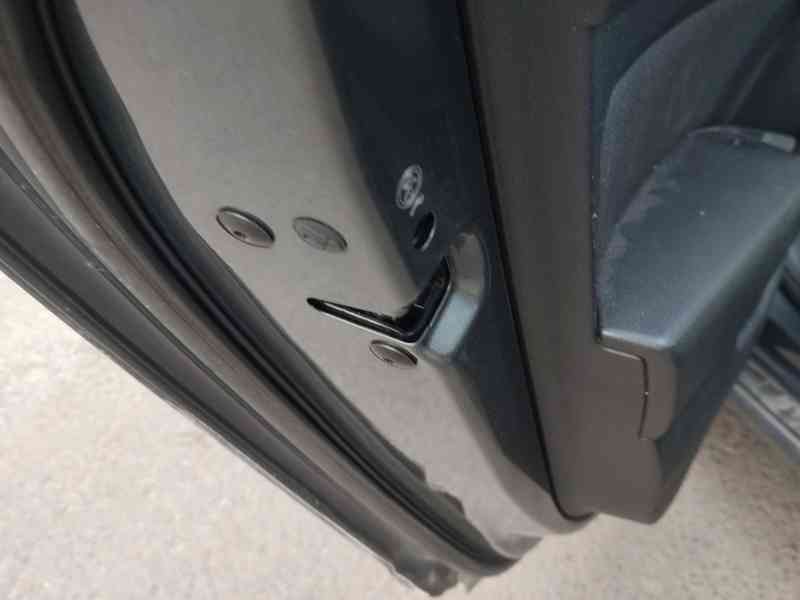 Recambio de cerradura puerta trasera izquierda para volkswagen passat b8 (3g2, cb2) 1.6 tdi referencia OEM IAM 5TA839015Q  