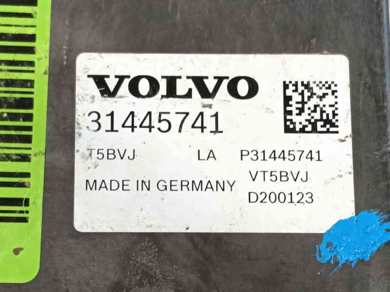 Recambio de abs para volvo xc40 (536) d3 polestar referencia OEM IAM   