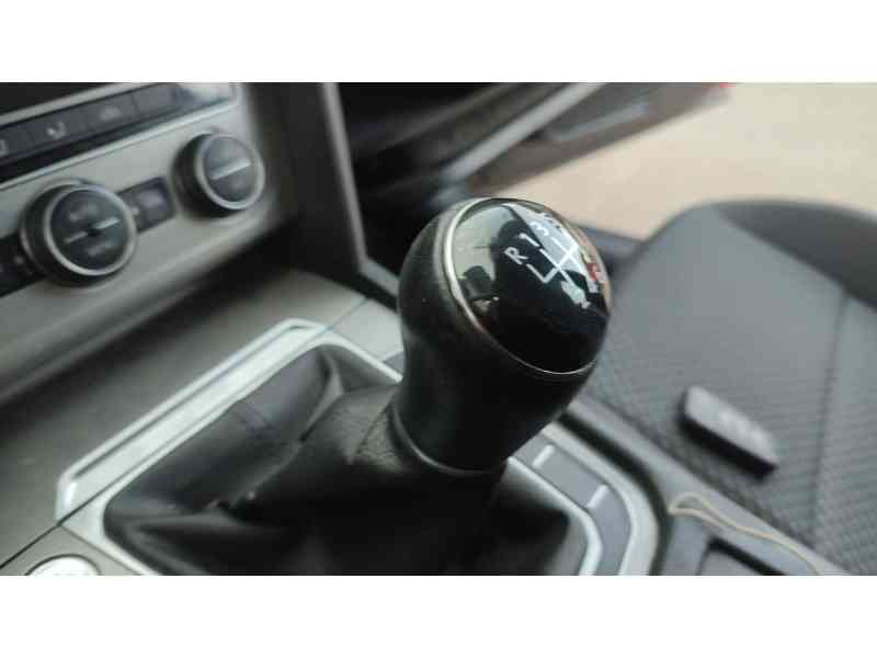 Recambio de pomo palanca cambio para volkswagen passat b8 (3g2, cb2) 1.6 tdi referencia OEM IAM 3G1711113MIS  