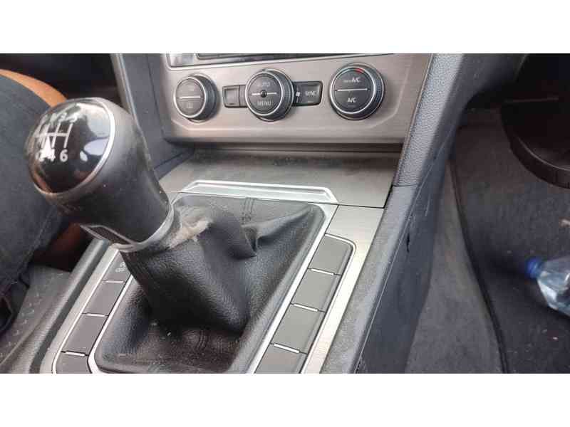 Recambio de pomo palanca cambio para volkswagen passat b8 (3g2, cb2) 1.6 tdi referencia OEM IAM 3G1711113MIS  
