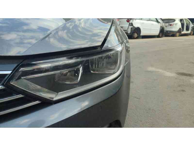 Recambio de faro izquierdo para volkswagen passat b8 (3g2, cb2) 1.6 tdi referencia OEM IAM 3G1941005C  