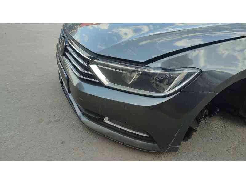 Recambio de paragolpes delantero para volkswagen passat b8 (3g2, cb2) 1.6 tdi referencia OEM IAM 3G0807217GRU  