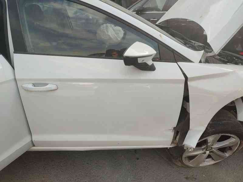Recambio de puerta delantera derecha para seat leon (5f1) 2.0 tdi referencia OEM IAM 5F4831056A  