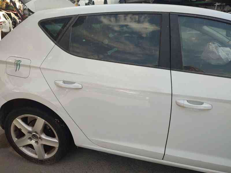 Recambio de puerta trasera derecha para seat leon (5f1) 2.0 tdi referencia OEM IAM 5F4833056  