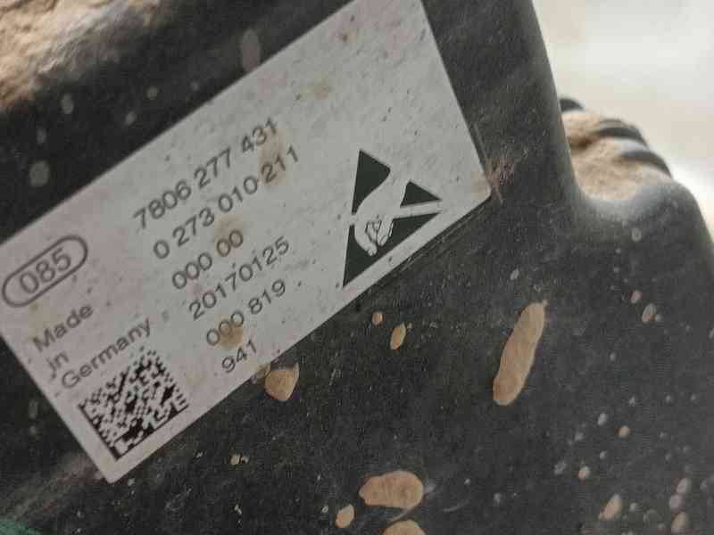 Recambio de cremallera direccion para ford mondeo v sedán (cd) 2.0 hybrid referencia OEM IAM 2725890 7838974241 HG9C3D070GF