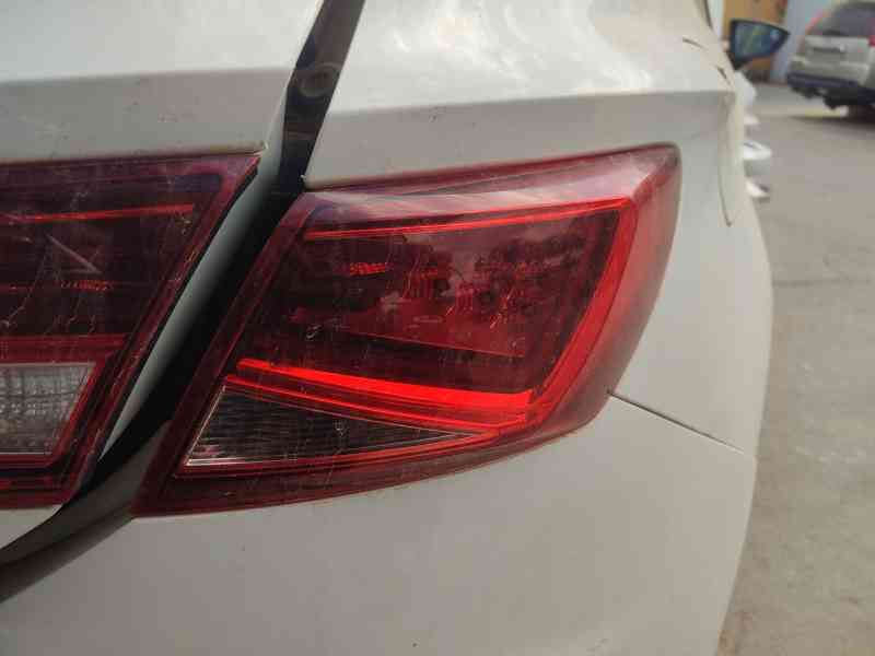 Recambio de piloto trasero derecho para seat leon (5f1) 2.0 tdi referencia OEM IAM 5F0945208E  