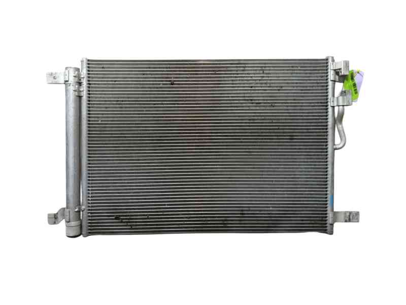 Recambio de condensador aire acondicionado para audi a3 sportback (8ya, 8yf) 35 tdi referencia OEM IAM 5WA816411C 758UPG000PPKYI