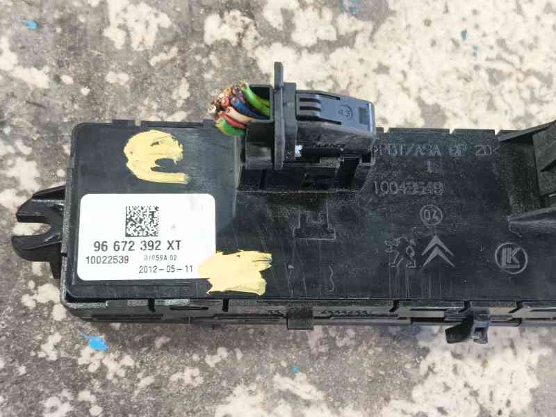 Recambio de warning para peugeot 5008 (0u_, 0e_) 1.6 hdi referencia OEM IAM   