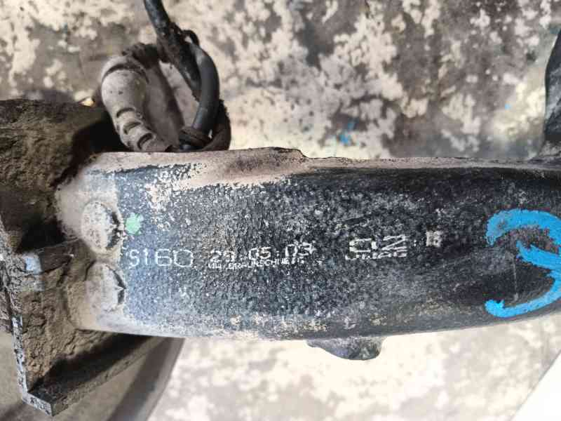 Recambio de mangueta delantera izquierda para volkswagen passat b5.5 variant (3b6) 1.9 tdi referencia OEM IAM 8D0407257AM  