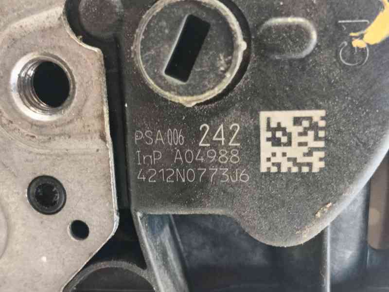 Recambio de cerradura puerta trasera izquierda para peugeot 5008 (0u_, 0e_) 1.6 hdi referencia OEM IAM  4212N0773J6 A01640