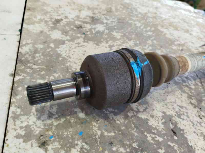 Recambio de transmision delantera izquierda para peugeot 307 (3a/c) 2.0 hdi 90 referencia OEM IAM 9812781180 / 3273AE / 32722X  