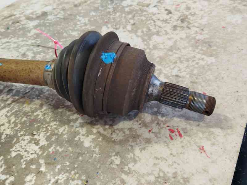 Recambio de transmision delantera izquierda para peugeot 307 (3a/c) 2.0 hdi 90 referencia OEM IAM 9812781180 / 3273AE / 32722X  