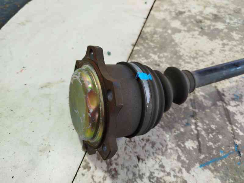 Recambio de transmision delantera izquierda para volkswagen passat b5.5 variant (3b6) 1.9 tdi referencia OEM IAM 8D0407451RX / 8