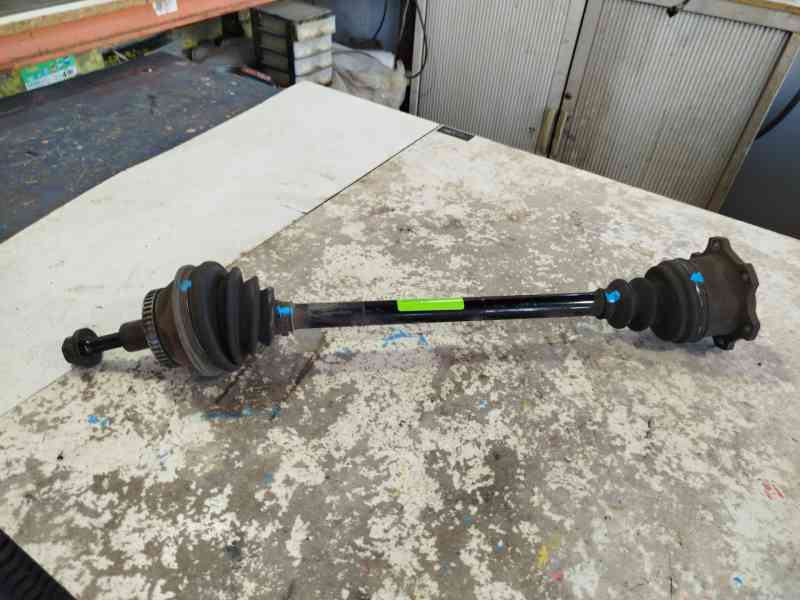 Recambio de transmision delantera derecha para volkswagen passat b5.5 variant (3b6) 1.9 tdi referencia OEM IAM 8D0407452QX / 8D0