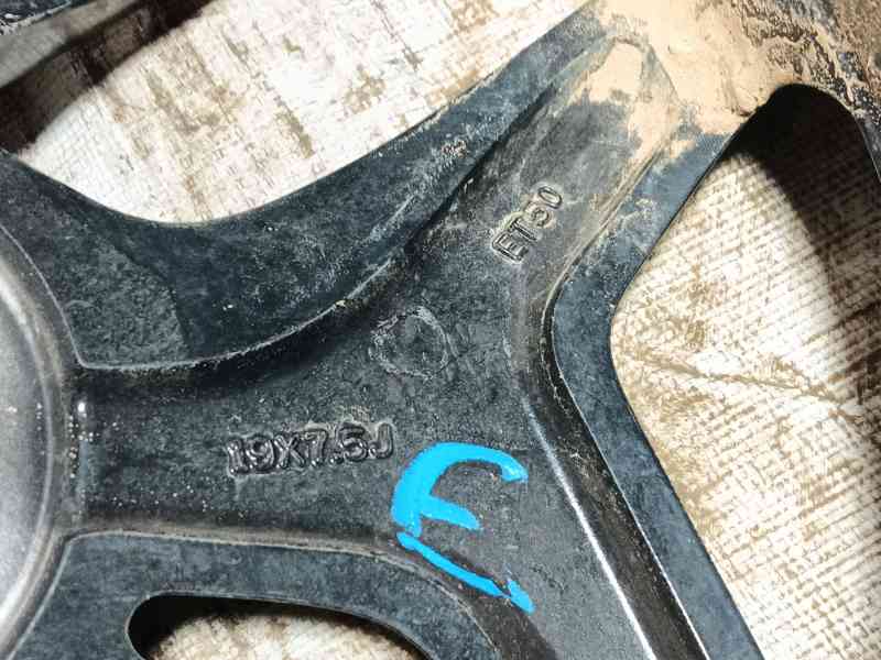 Recambio de llanta para ford kuga iii (dfk) 2.5 duratec plug-in-hybrid referencia OEM IAM   