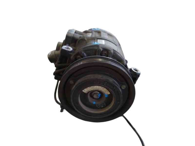 Recambio de compresor aire acondicionado para volkswagen passat b5.5 variant (3b6) 1.9 tdi referencia OEM IAM 8D0260805RV  