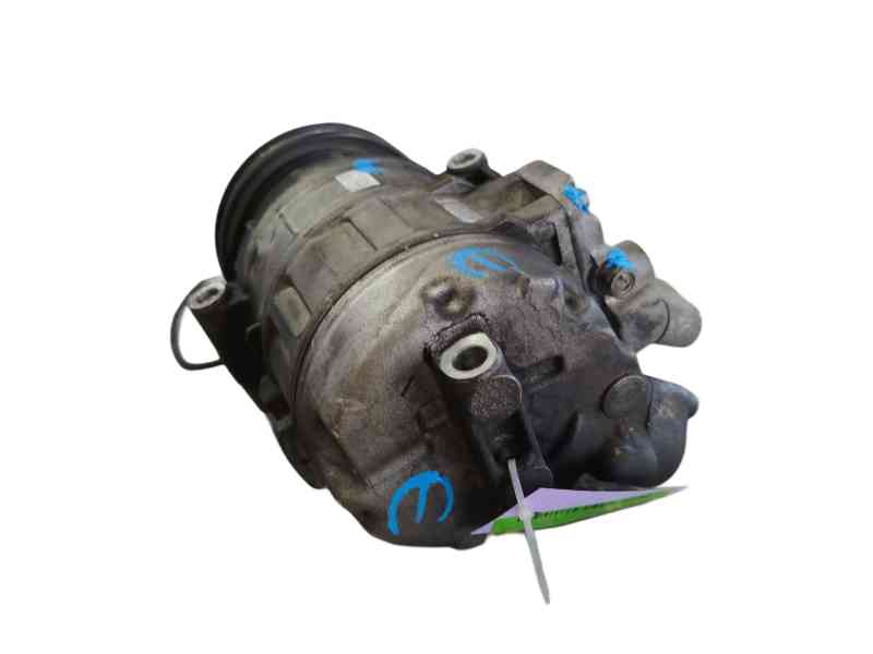 Recambio de compresor aire acondicionado para volkswagen passat b5.5 variant (3b6) 1.9 tdi referencia OEM IAM 8D0260805RV  