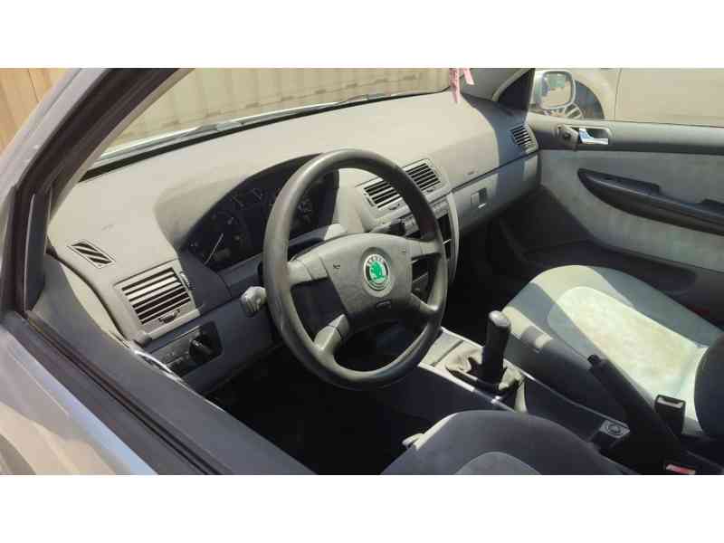 skoda fabia i (6y2) del año 2001