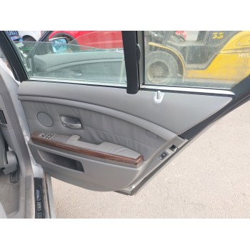 GUARNECIDO PUERTA TRASERA DERECHA 