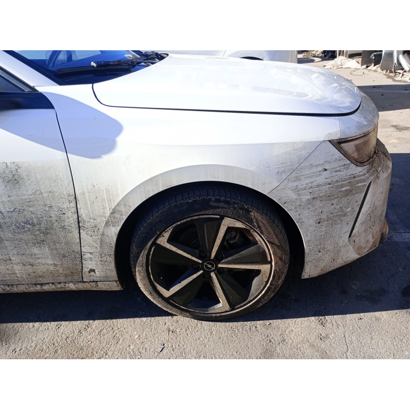 Recambio de aleta delantera derecha para opel astra l (ov5) 1.2 (fphnsl, fphnsr) referencia OEM IAM   