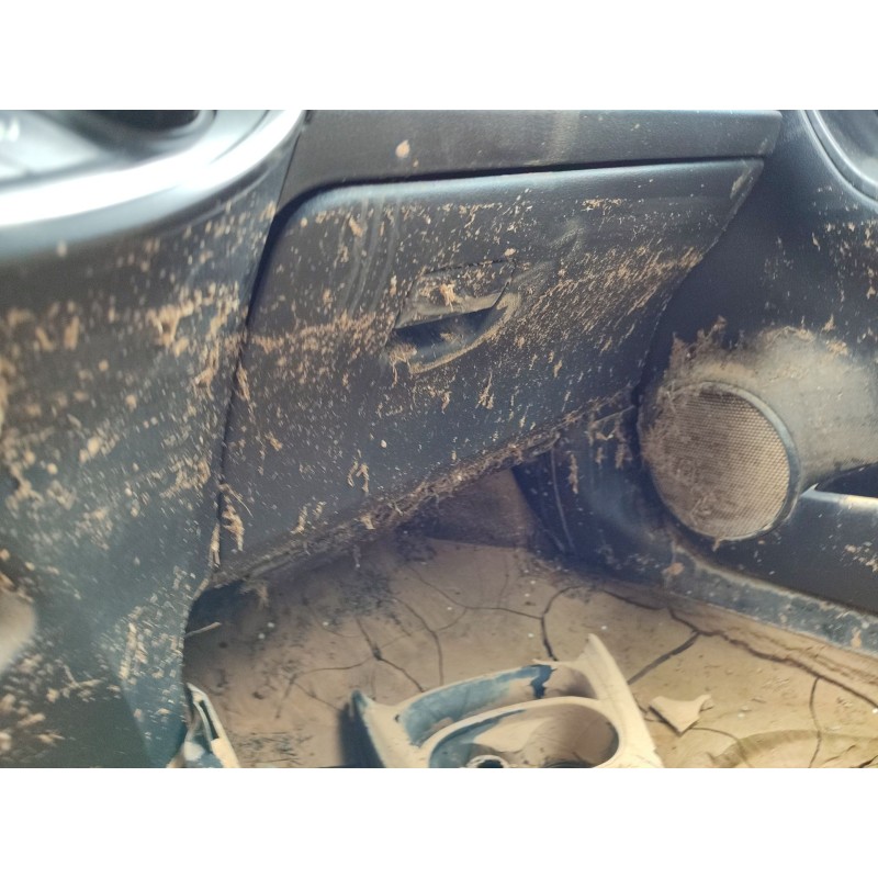 Recambio de guantera para toyota yaris (_p13_) 1.5 hybrid (nhp130_) referencia OEM IAM   