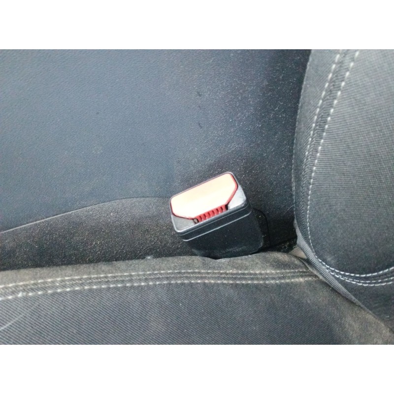 Recambio de enganche cinturon delantero izquierdo para volvo v60 i (155) d3 referencia OEM IAM   