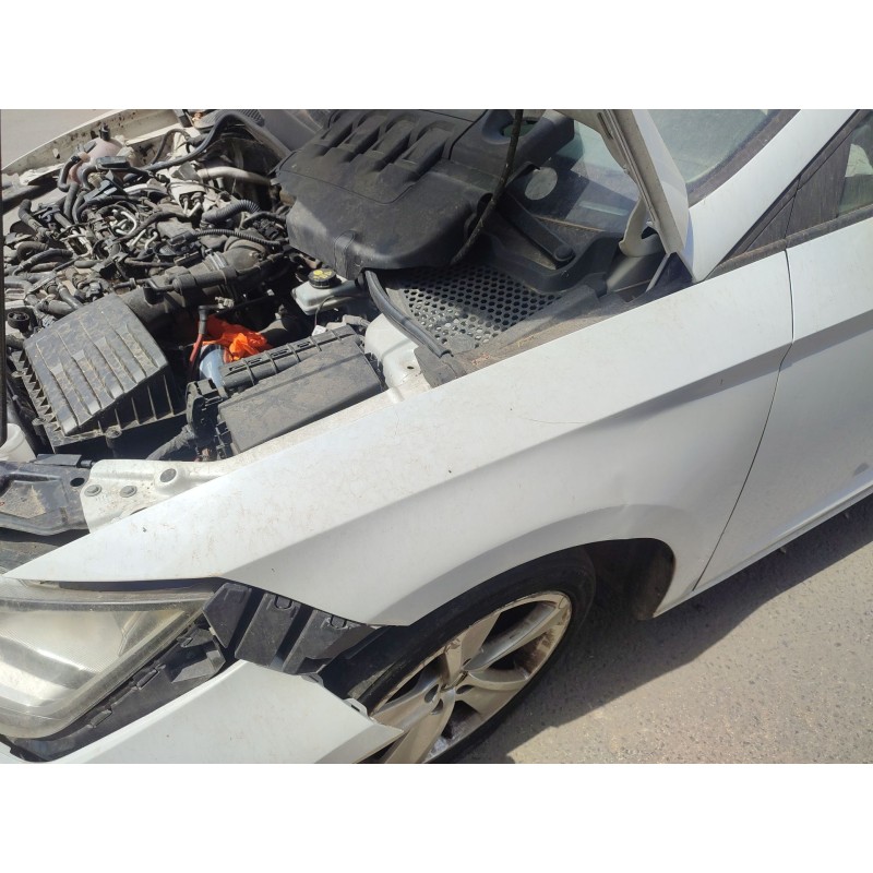 Recambio de aleta delantera izquierda para seat leon (5f1) 2.0 tdi referencia OEM IAM 5F0821021G  